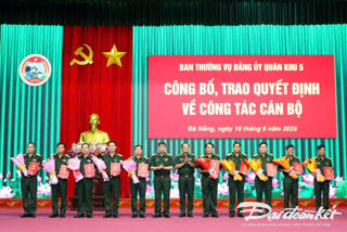 Thượng tá Trần Hữu ích được bổ nhiệm Chỉ huy trưởng, Bộ chỉ huy quân sự TP Đà Nẵng