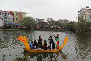 Không tổ chức lễ hội tràn lan gây tốn kém, lãng phí