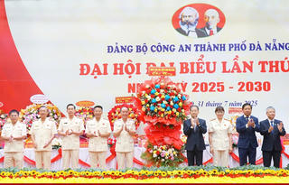 Thứ trưởng Bộ Công an Nguyễn Văn Long: Lấy người dân làm trung tâm là chủ thể