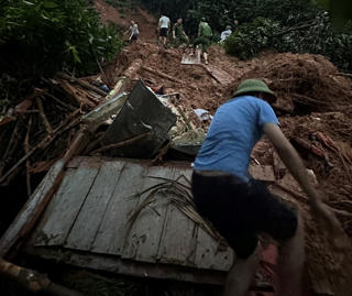 Mưa lớn ở Yên Bái gây thiệt hại  về tài sản, 2 người chết