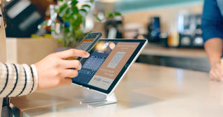 Thực tiễn hóa sáng kiến số: Bước đi từ Nghị quyết đến người dân