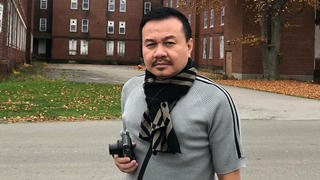 Các nhà làm phim Việt vẫn còn... rón rén