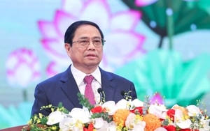 Thủ tướng: Đẩy mạnh thi đua, tỏa sáng tinh thần yêu nước, cống hiến, dám nghĩ, dám làm
