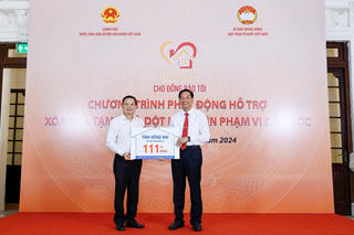 Nhiều cơ quan, tổ chức, doanh nghiệp ủng hộ 'Mái ấm cho đồng bào tôi'