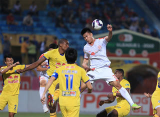 V.League 2023: Hấp dẫn ngay khi trở lại