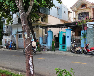 TP Huế: Sập tường khi sửa ki-ốt, nhiều người thương vong