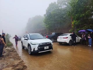 Thanh Hóa: Lộn xộn ở 'đỉnh thiêng' Am Tiên