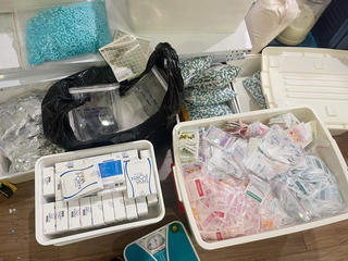 Hà Nội: Phát hiện gần 3 tấn nguyên liệu thuốc và thực phẩm chức năng không rõ nguồn gốc