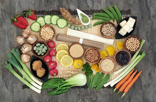 Suy kiệt cơ thể vì chữa ung thư bằng thực dưỡng