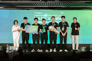 VPBank Technology Hackathon 2025: Những người trẻ "viết tương lai" cho ngân hàng số