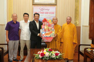 Công an tỉnh Đắk Nông thăm Giáo hội Phật giáo Việt Nam nhân dịp lễ Phật đản