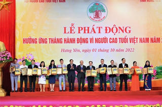 Quan tâm, chăm sóc, tạo mọi điều kiện để người cao tuổi sống vui, khỏe và có ích