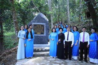 Trung ương Hội Liên hiệp Phụ nữ Việt Nam tổ chức hoạt động về nguồn tại Khu di tích Quốc gia đặc biệt Tân Trào