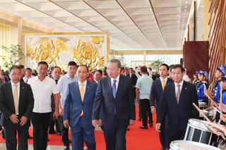 Tổng Bí thư và Thủ tướng dự khai mạc triển lãm 80 năm Độc lập- Tự do-Hạnh phúc