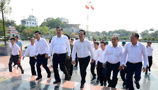 Chủ tịch nước Võ Văn Thưởng thăm nông thôn mới kiểu mẫu ở Nam Định