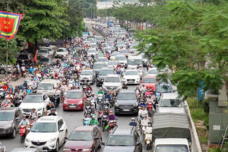 Hà Nội loay hoay với nạn kẹt xe