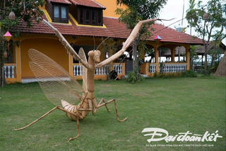 Chiêm ngưỡng các con vật 'khủng' được làm từ tre