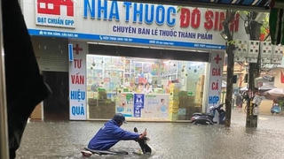 Ngày 30/10, miền Trung mưa lớn, miền Bắc giảm nhiệt 