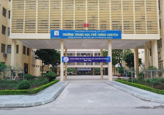 Áp lực cuộc chiến trường chuyên