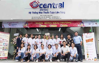 Đội ngũ dược sĩ được 'chọn mặt gửi vàng' làm nên uy tín và thành công cho Central Pharmacy