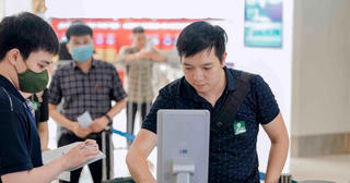 Hàng loạt sân bay sẽ triển khai làm thủ tục bay bằng sinh trắc học, VNeID