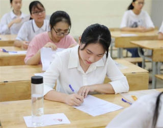 Tuyển sinh lớp 10: Băn khoăn cộng điểm ưu tiên