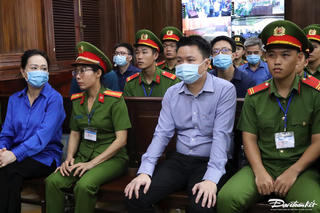 Vụ Vạn Thịnh Phát (giai đoạn 2): Xét hỏi nhóm bị cáo 'lừa đảo chiếm đoạt tài sản'