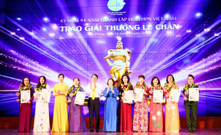 Hải Phòng: 8 phụ nữ tiêu biểu, xuất sắc nhận Giải thưởng Lê Chân