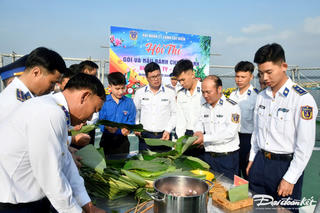 Quảng Nam: Hải đoàn 21 tổ chức Hội thi 'Gói và nấu bánh chưng xanh'