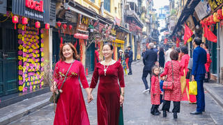 Ngắm Hà Nội bình yên trong ngày đầu năm mới