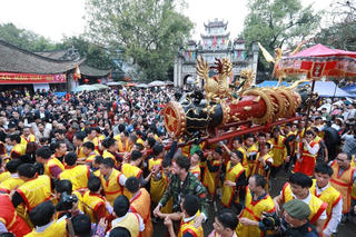 Bài trừ mê tín 'khoác áo' tâm linh