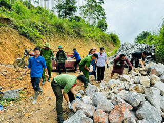 Tháo gỡ điểm nghẽn, xóa nhà dột nát cho hộ nghèo