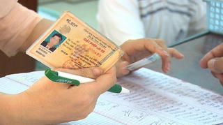 Trừ điểm giấy phép lái xe: Thời điểm đã chín muồi