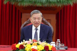 Xây dựng Đề án, lộ trình từng bước tiến tới miễn viện phí toàn dân giai đoạn 2030 - 2035