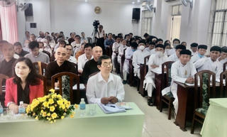 Phổ biến Nghị quyết 26-NQ/TƯ cho 300 chức sắc, tôn giáo trên địa bàn tỉnh Khánh Hòa