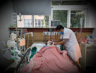 Cuối năm, nơm nớp nỗi lo ngộ độc rượu