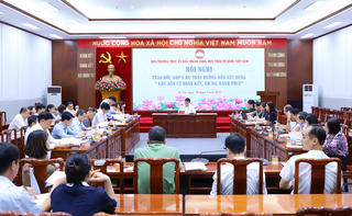 Đóng góp ý kiến tâm huyết xây dựng Khu dân cư đoàn kết, ấm no, hạnh phúc