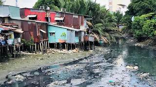 Ì ạch di dời nhà ven kênh, rạch