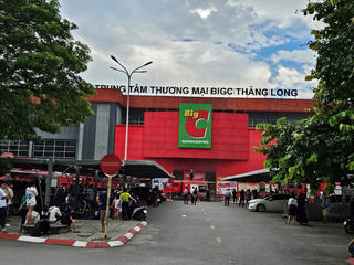 Hà Nội: Kịp thời dập tắt vụ cháy gian hàng tại Trung tâm thương mại Big C Thăng Long