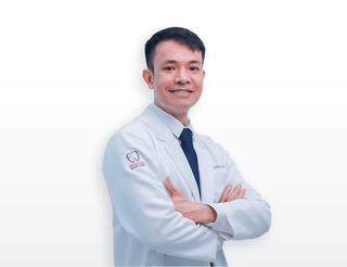 Bác sĩ nha khoa chỉ ra những dấu hiệu của lệch khớp cắn