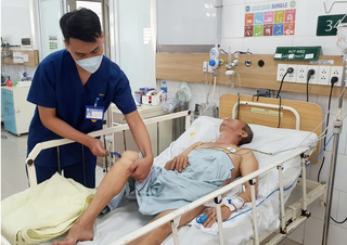 Hà Nội: Người đàn ông phải cấp cứu sau khi uống cao mã tiền