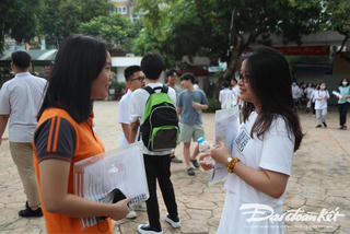 Thi môn cuối vào lớp 10, thí sinh Hà Nội hi vọng đề ‘dễ thở’