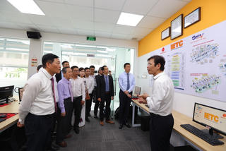 Cơ chế đãi ngộ đội ngũ trí thức
