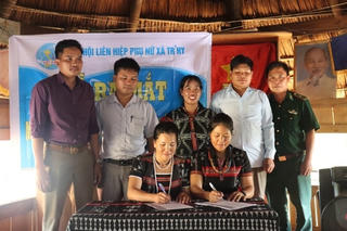 Ra mắt Chi hội phụ nữ nói không với tảo hôn