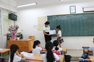 Thứ trưởng Bộ GDĐT: Quản lý dạy thêm, học thêm không chỉ là vấn đề chính sách