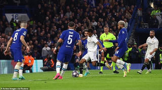 Đánh bại Chelsea, Real Madrid hẹn Man City ở bán kết Champions League