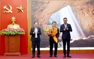 Ông Trần Phong giữ chức Phó Bí thư Tỉnh ủy Quảng Bình