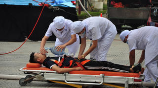 Sơ cứu người ngạt khí