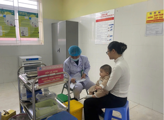 Hà Nội đặt mục tiêu 95% trẻ em 6-9 tháng được tiêm một mũi vaccine phòng bệnh sởi