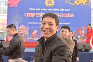 Tết ấm nơi đất mỏ